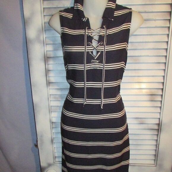 Beachlunchlounge XS sleeveless dress  - Picture 3 of 8